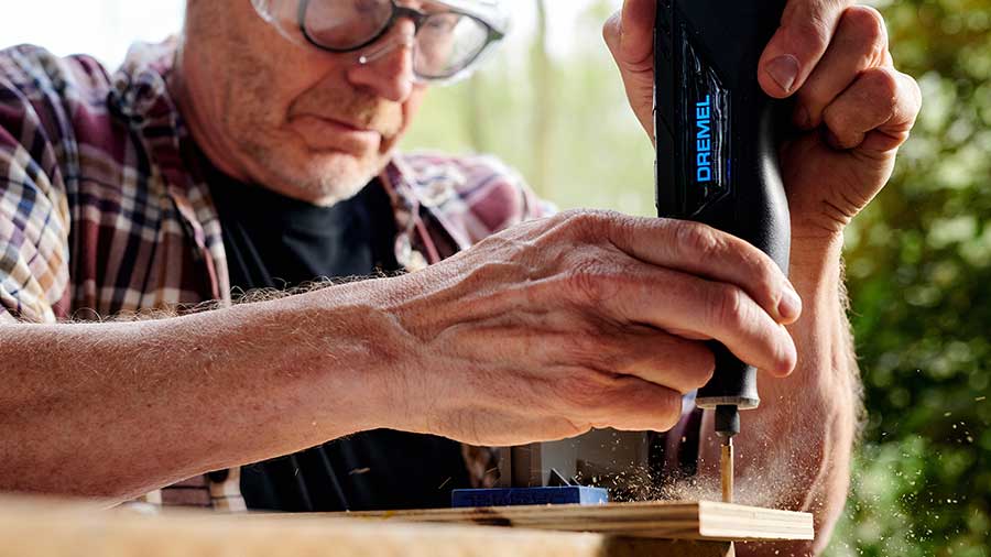 outil multifonctions sans fil 8260 Dremel outil multifonctions sans fil 8260 Dremel